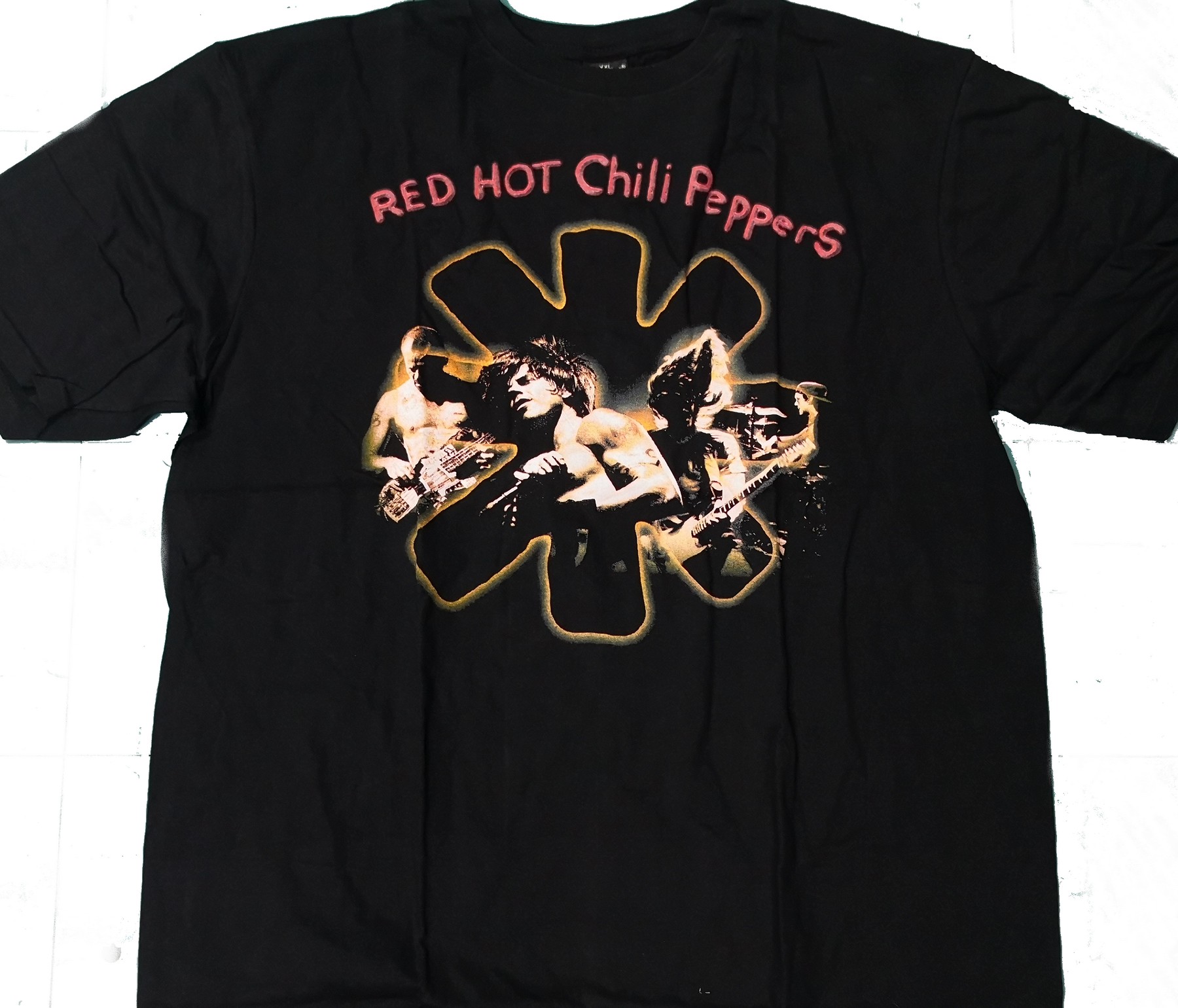 redhotchili019.jpg