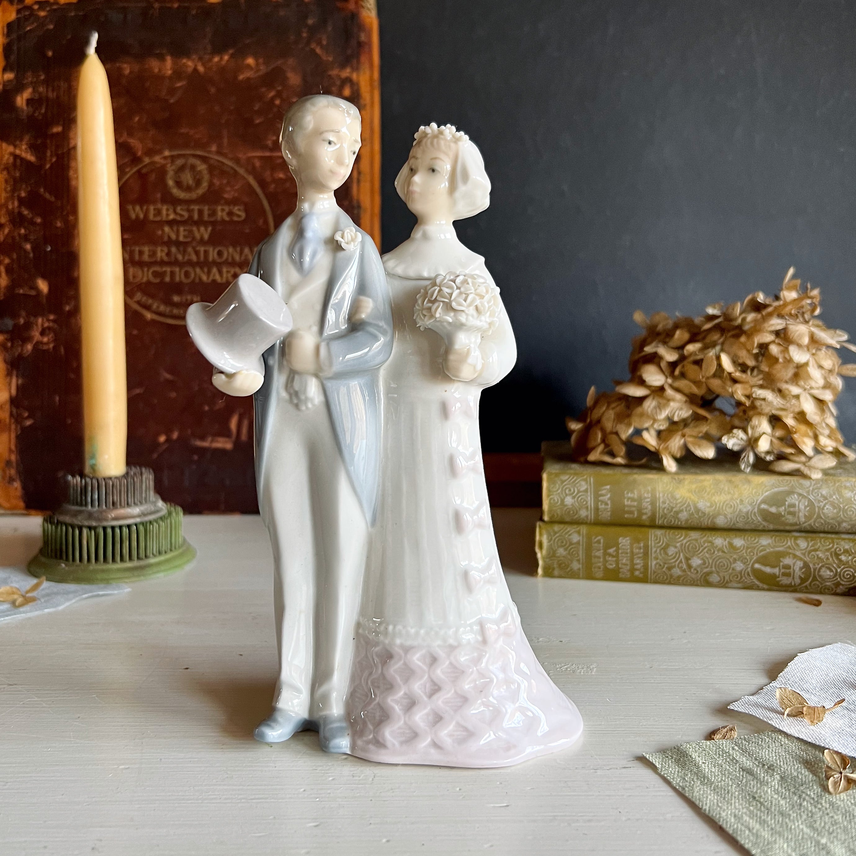 Vintage Lladro Wedding Bride and Groom Figurine (c.1977) – Rush