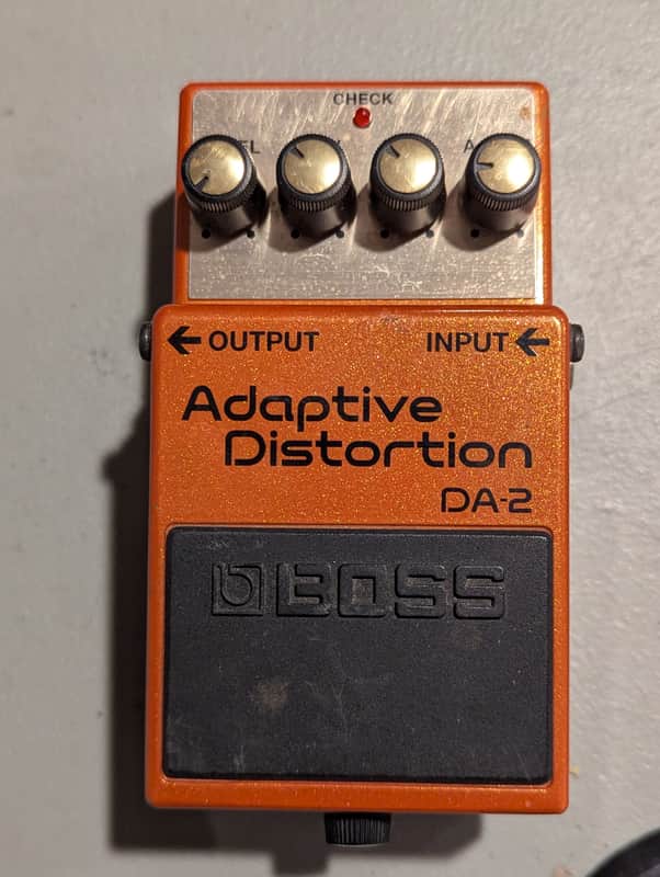 Boss DA-2 Adaptive Distortion | Reverb Australia