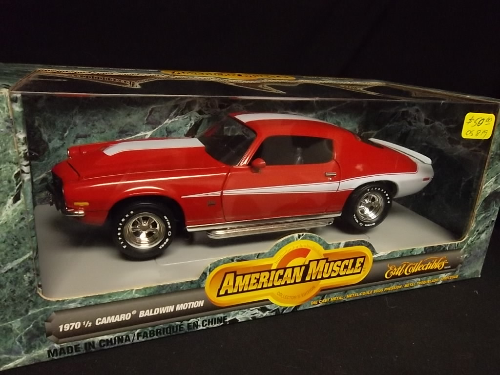 AmMuscle 7129 -- 1970 1/2 Camaro Baldwin Motion 1:18