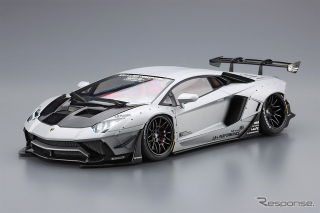 AOSHIMAから1/24リバティーウォーク・アヴェンタドール発売、初心者を