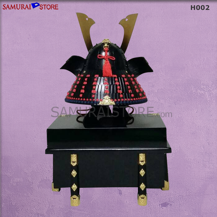H002 黒塗 星兜 (鍬形/家紋) - サムライストア SAMURAI STORE