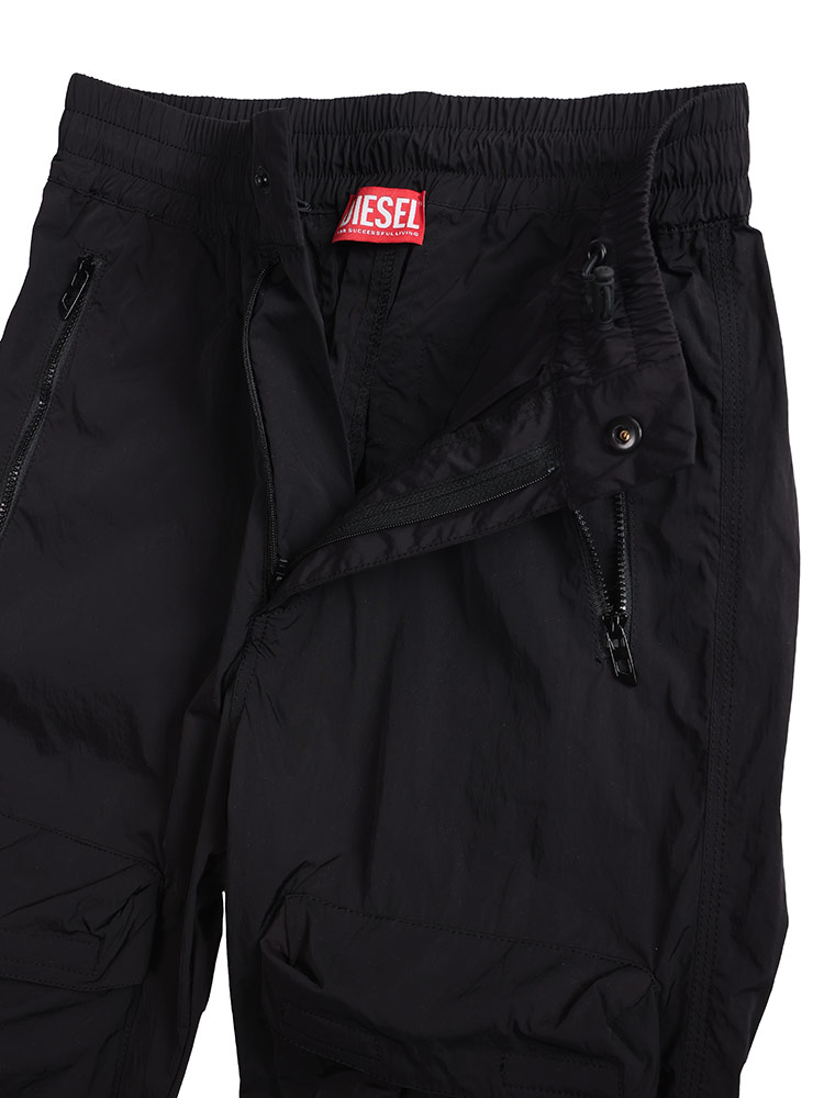 DIESEL (ディーゼル) ナイロン ポケット カーゴパンツ DSLA168190AKAD