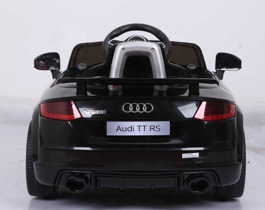 アウディ TT RS ライセンス取得済み キッズ電動乗用玩具 子供用