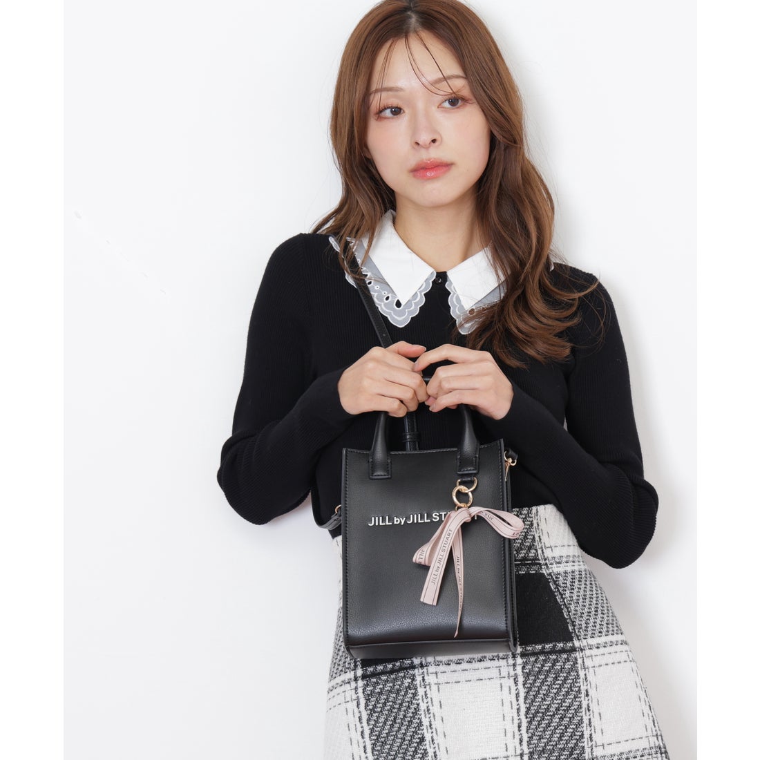 ジルバイジルスチュアート JILL by JILLSTUART チャーム付きミニトート