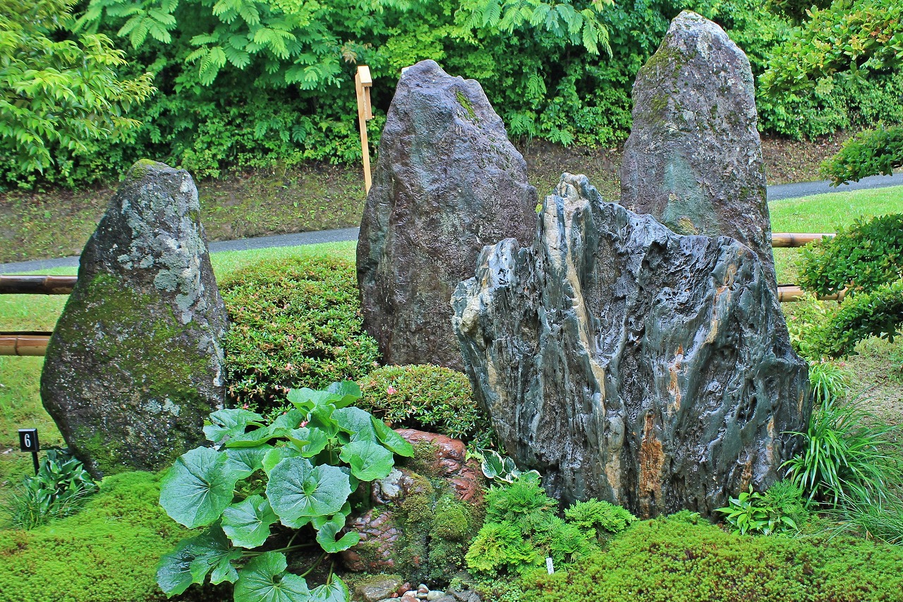佐治石・砂谷石組石（さじいし・さごたにいしくみいし） | 広島の日本
