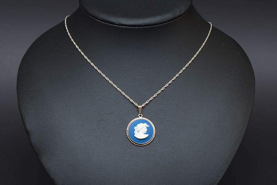 ウェッジウッド ジャスパー ミューズ ペンダントを買い取りました