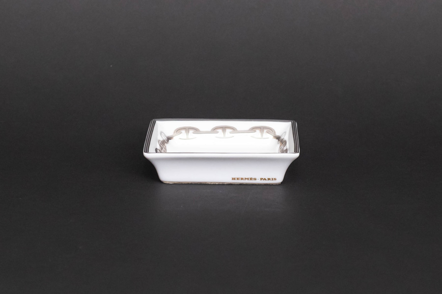 エルメス シェーヌダンクル（プラチナ） 8cmスクエアトレイを買い取り