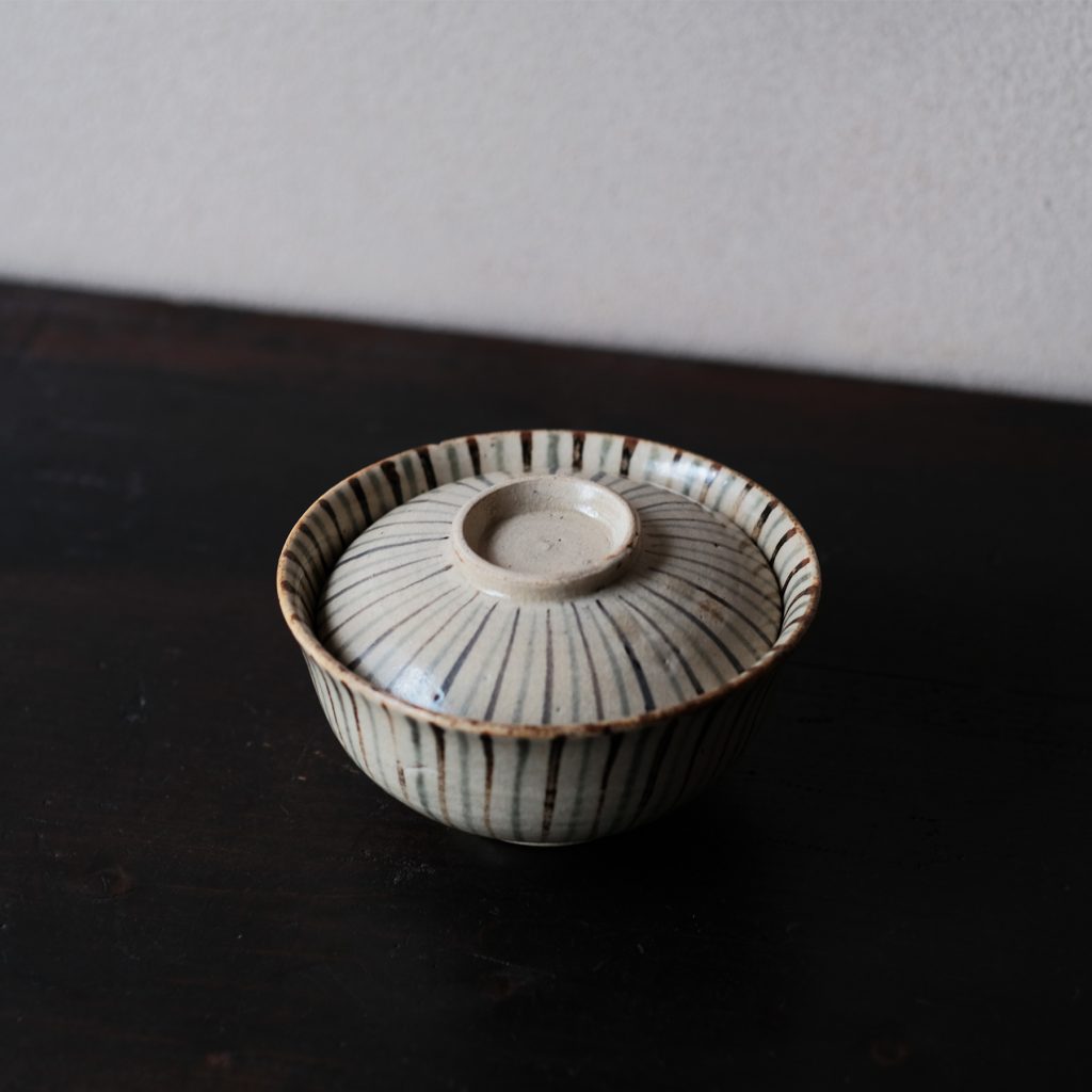 瀬戸 麦藁手 蓋茶碗 | 骨董と詩学 Antique & Poetics | 蛇韻律