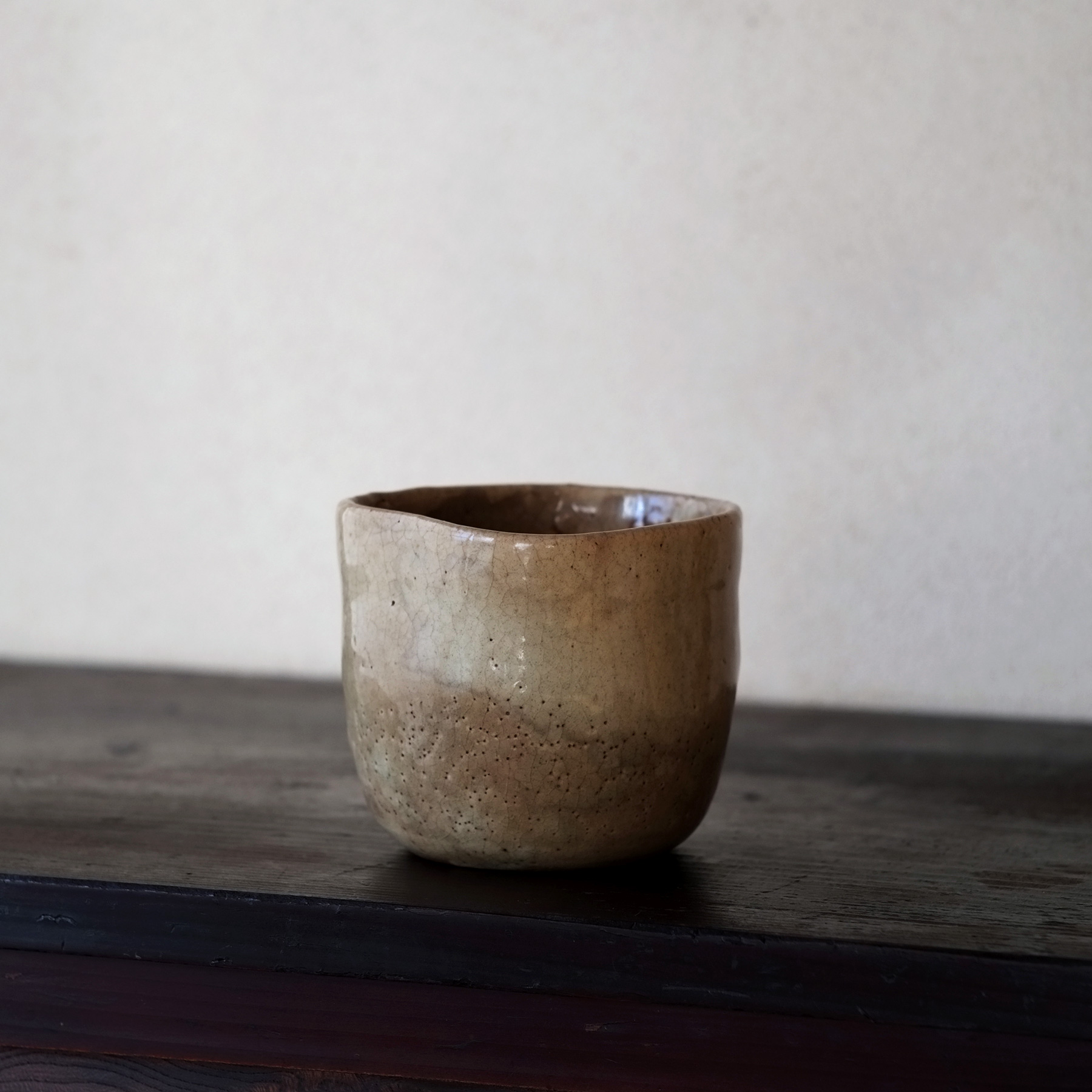 李朝酒杯】雨漏り手 李朝酒杯】雨漏り手 希少】李朝雨漏り手濡れ手