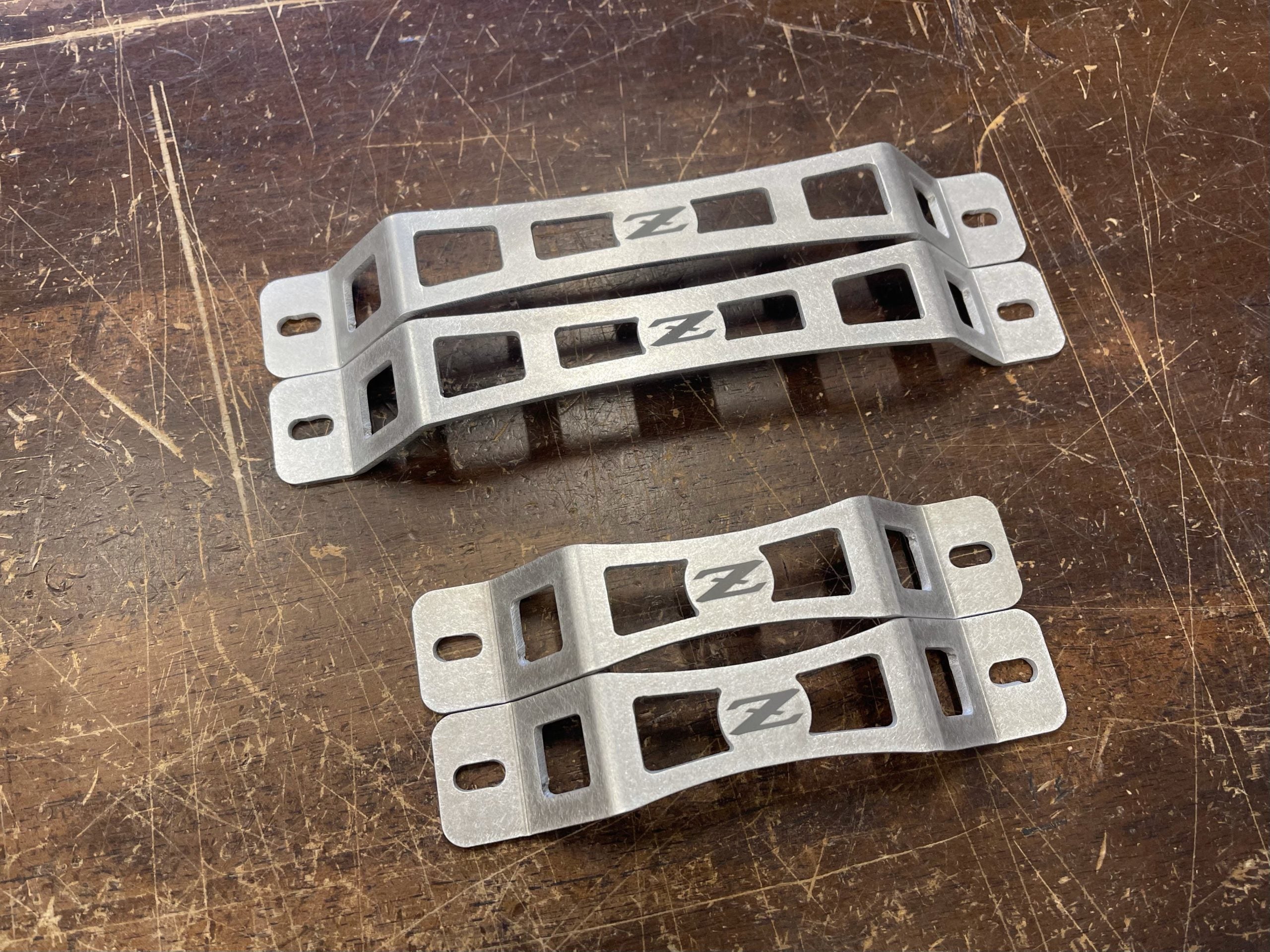 DOOR PULL HANDLES 