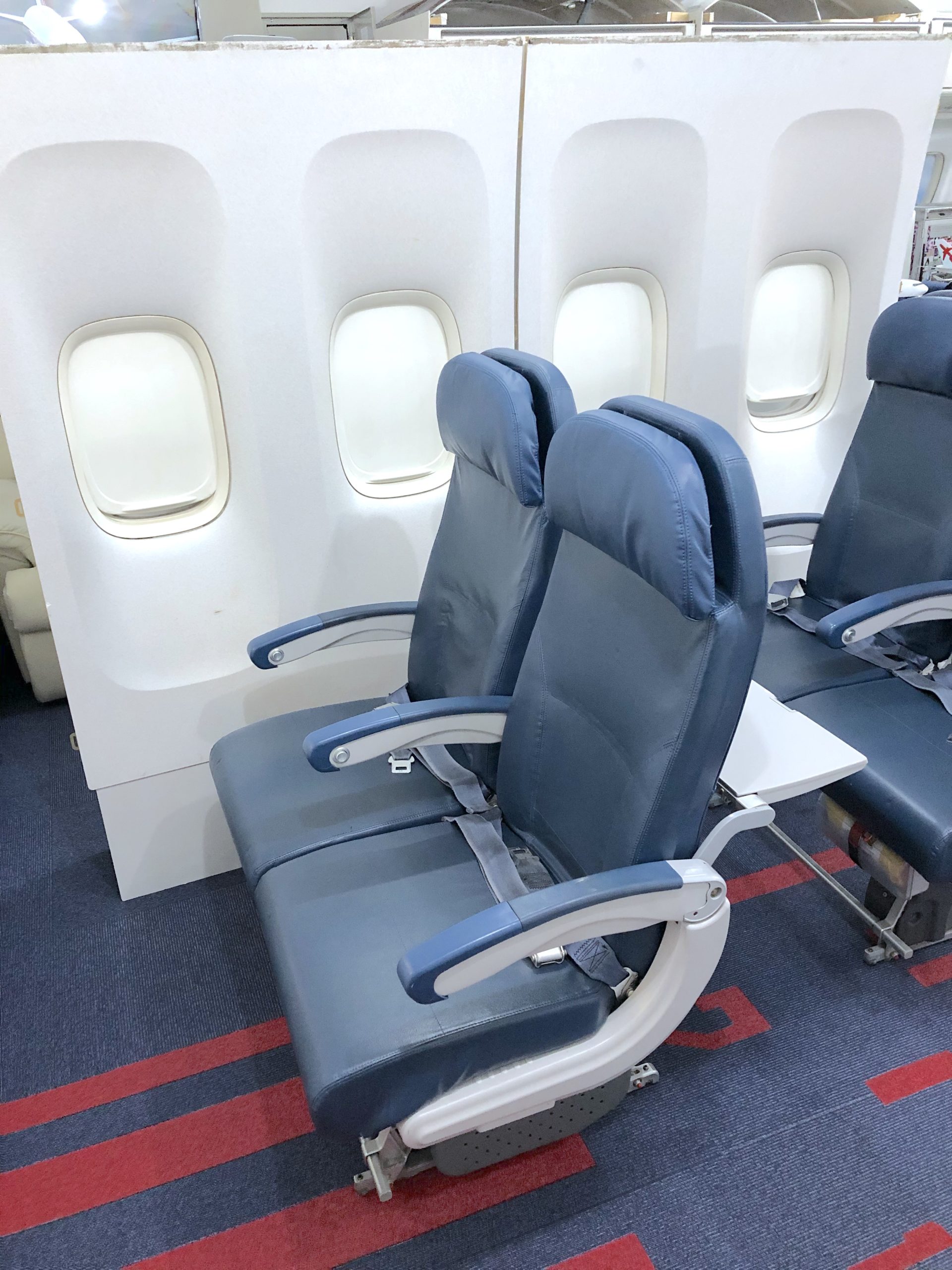 B747 ウィンドウパネル スタンド式 航空機 飛行機 本物 客室部品