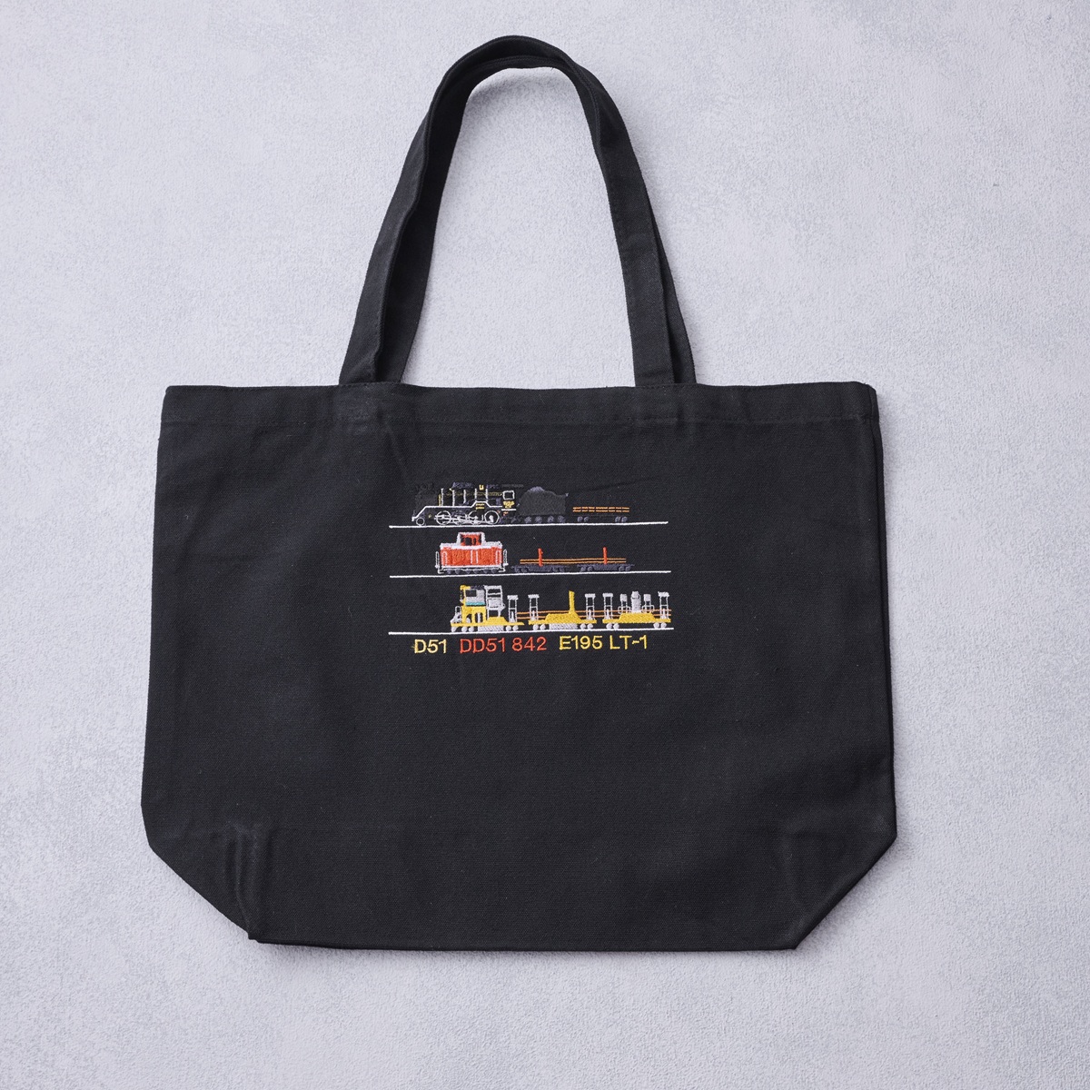 鉄道刺しゅうトートバッグ 三世代のレール輸送車両:GENERAL STORE