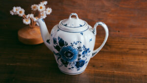 デルフト焼（Delftware）とは？青と白が織りなすオランダ陶器の魅力