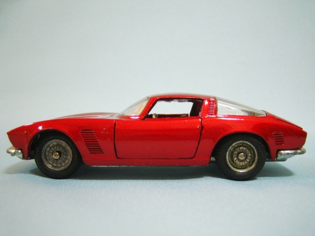 イソ　グリフォ　　ポリトーイズ イソ・グリフォ by ポリトーイ<br>politoys-e 553 iso grifo bertone