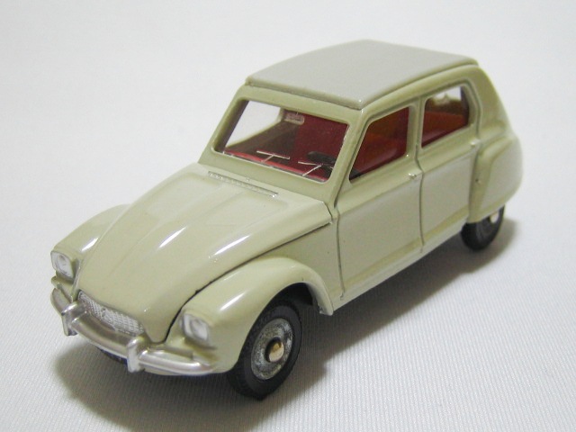 France Dinky(フランスディンキー) シトロエン23 レッカー車 Readers' Letters – Club Dinky France Citroën Camion | MAR Online
