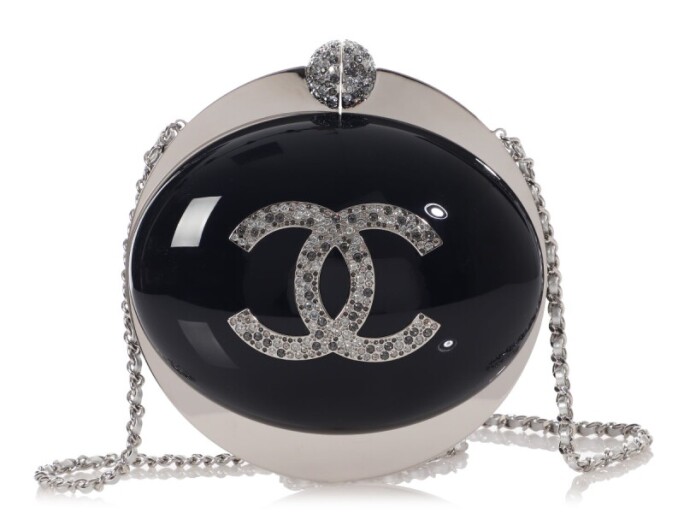 Complete 2023 Gift Guide for the Chanel Bag Lover | Handbags