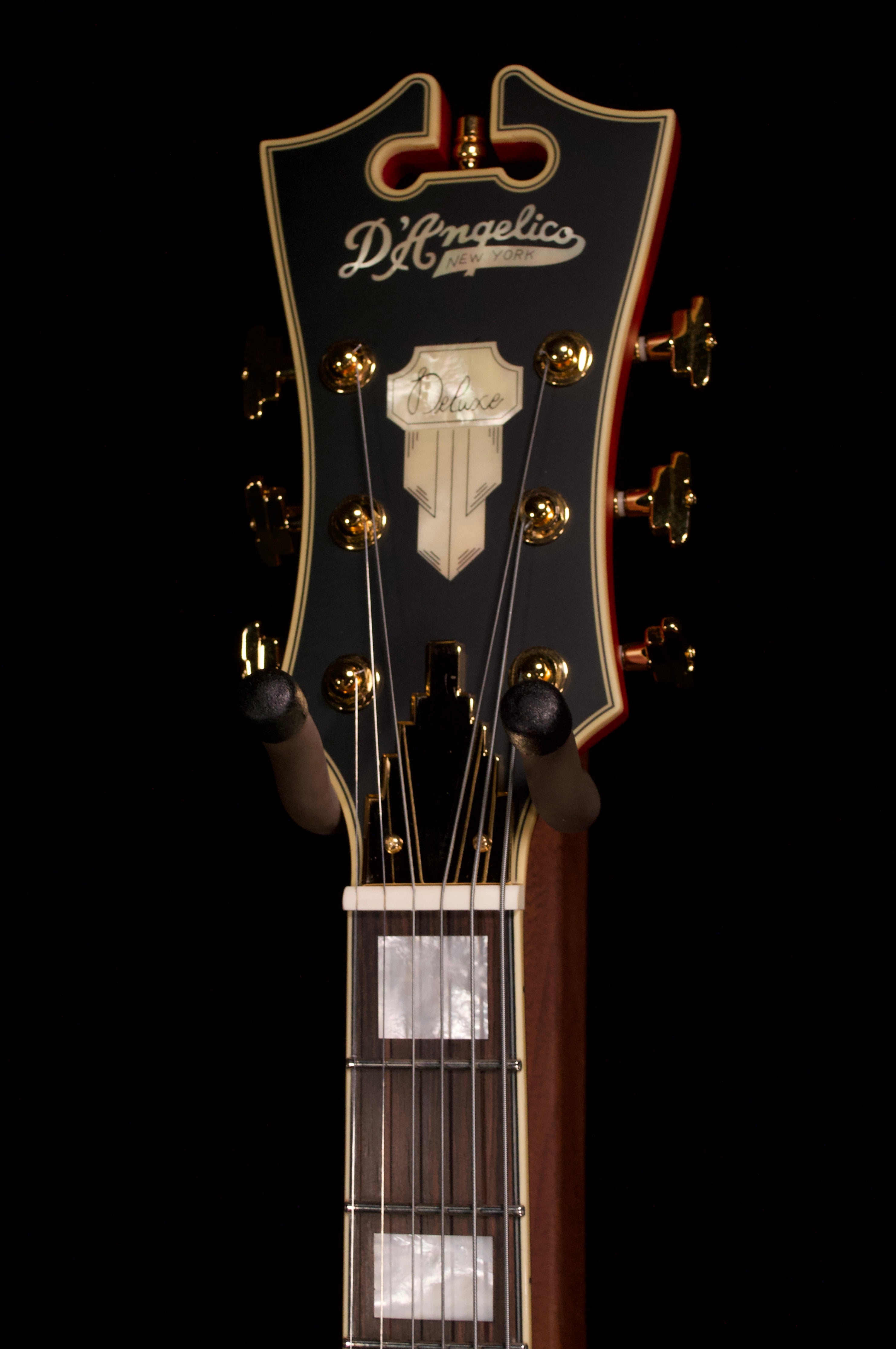 ✓ D'Angelico Deluxe HH Left-Handed – Southpaw Guitars