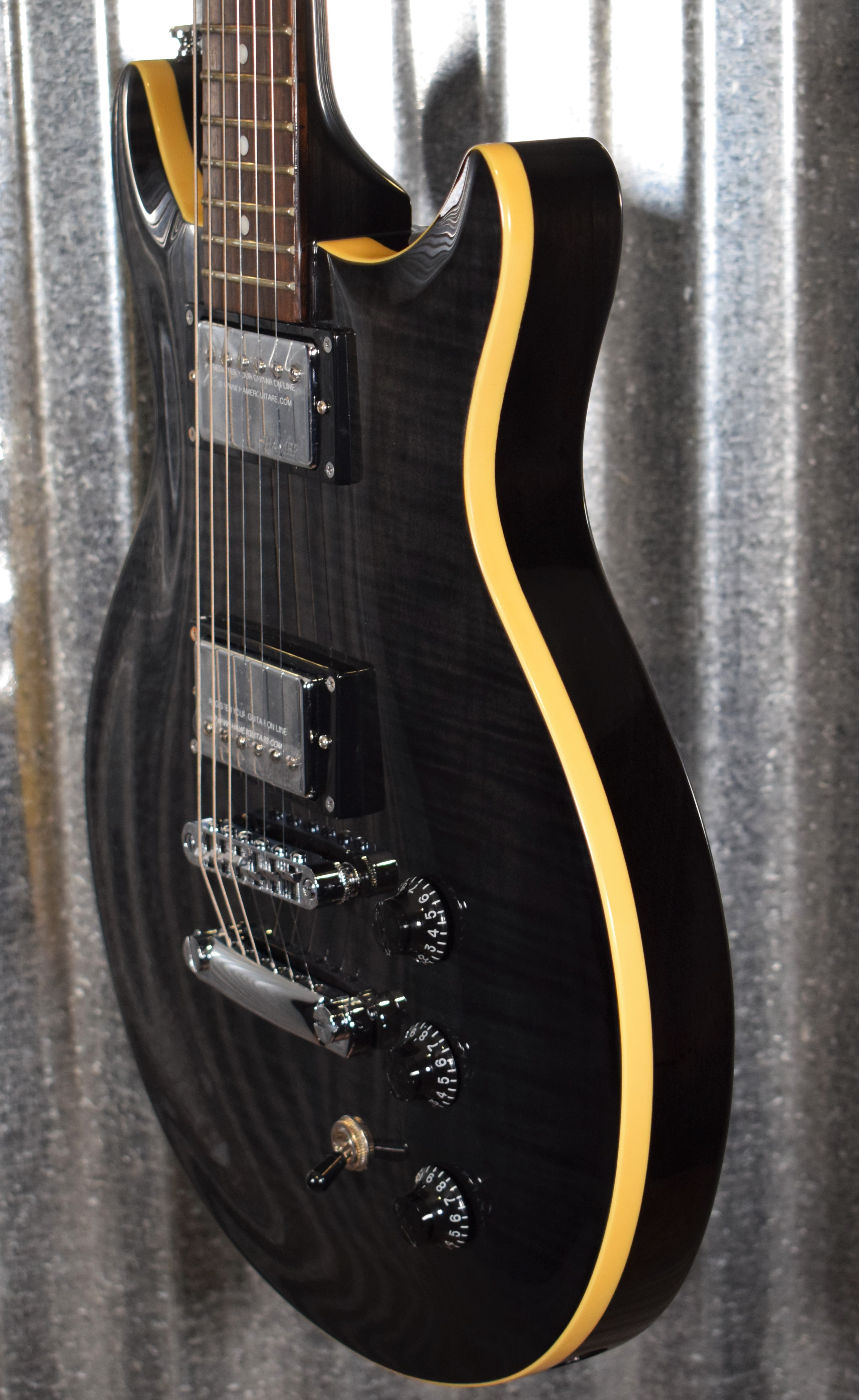 Hamer XT Series Archtop Flame Trans Black Double Cut Guitar SATF