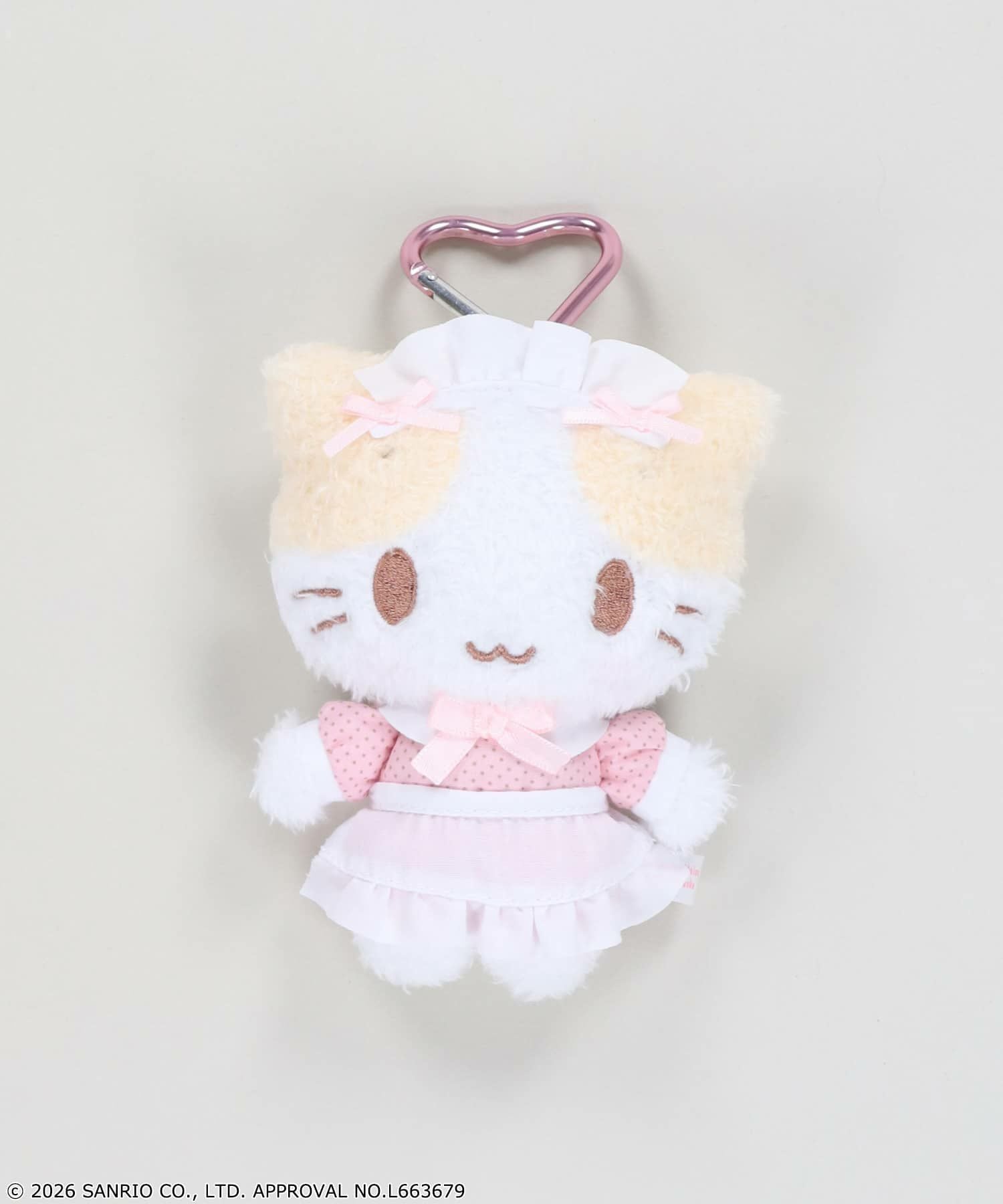 受注販売】『マシュマロみたいなふわふわにゃんこ』カラビナ付き