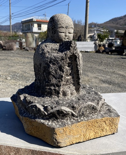 延島栄一作「お地蔵様（伊達冠石製）」2 | ストーンサークル