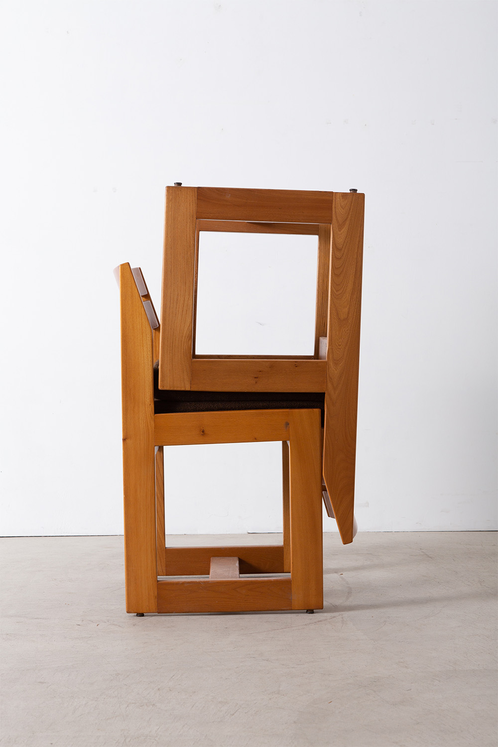 stoop | Dining Chair for Maison Regain in Elm