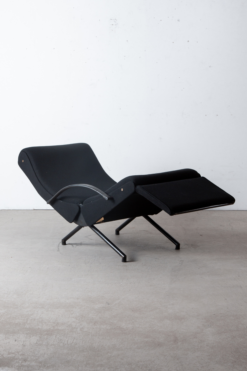 stoop | 'P40' Lounge Chair by Osvaldo Borsani for Tecno in Fabric