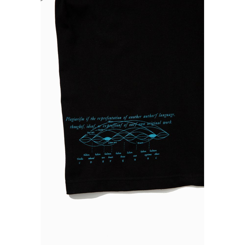 商品詳細ページ | ヨルシカ official store | 盗作 Tシャツ