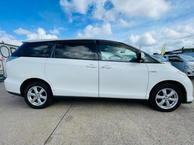 TOYOTA ESTIMA HYBRID E-FOUR AHR20