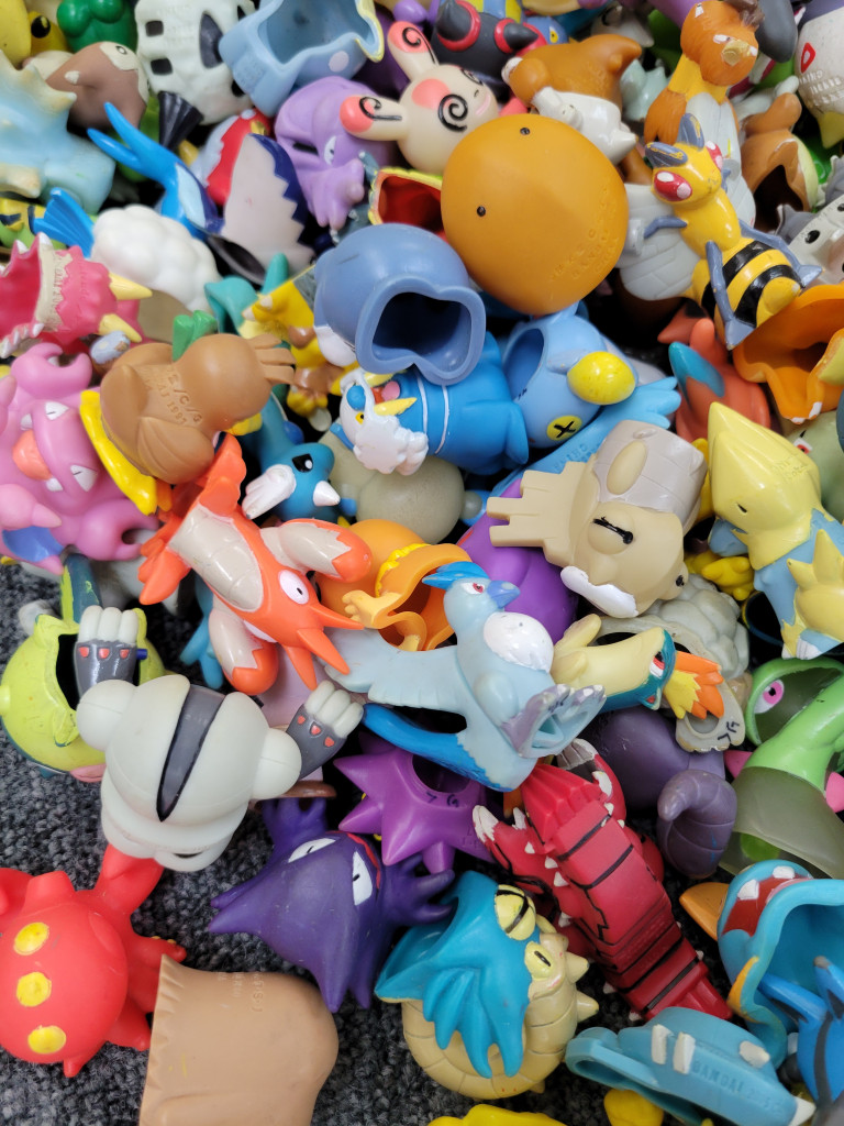 買取実績】ポケモン 指人形 大量まとめ売り ポケモンキッズ ソフビ