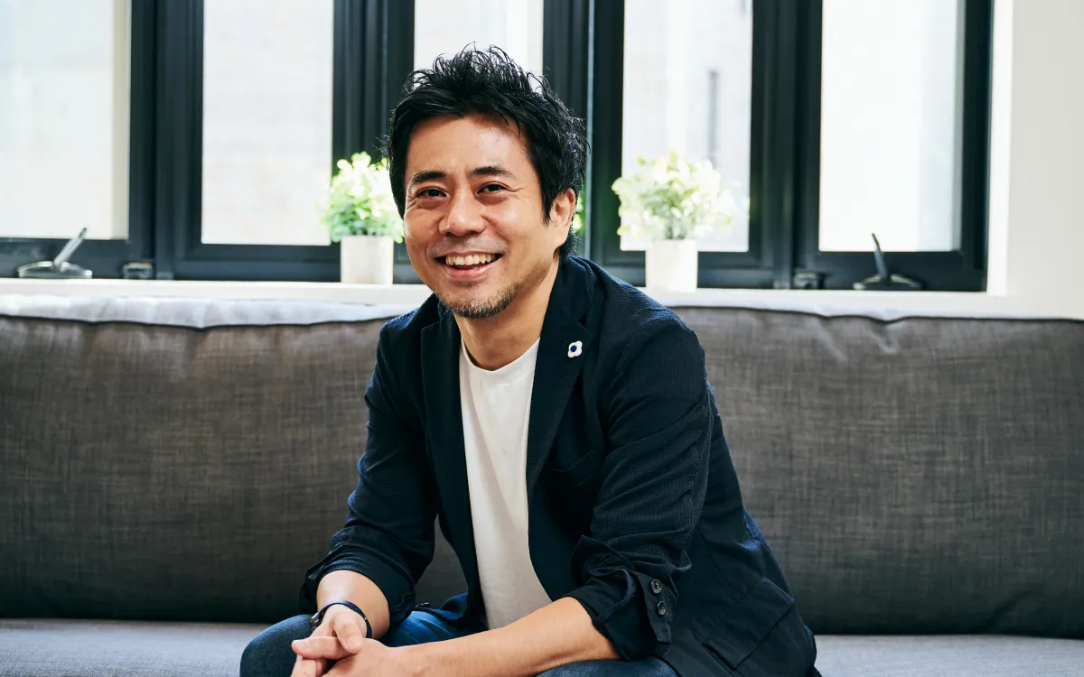 CEO MESSAGE | 「ブランドと人の発射台」のMOON-X