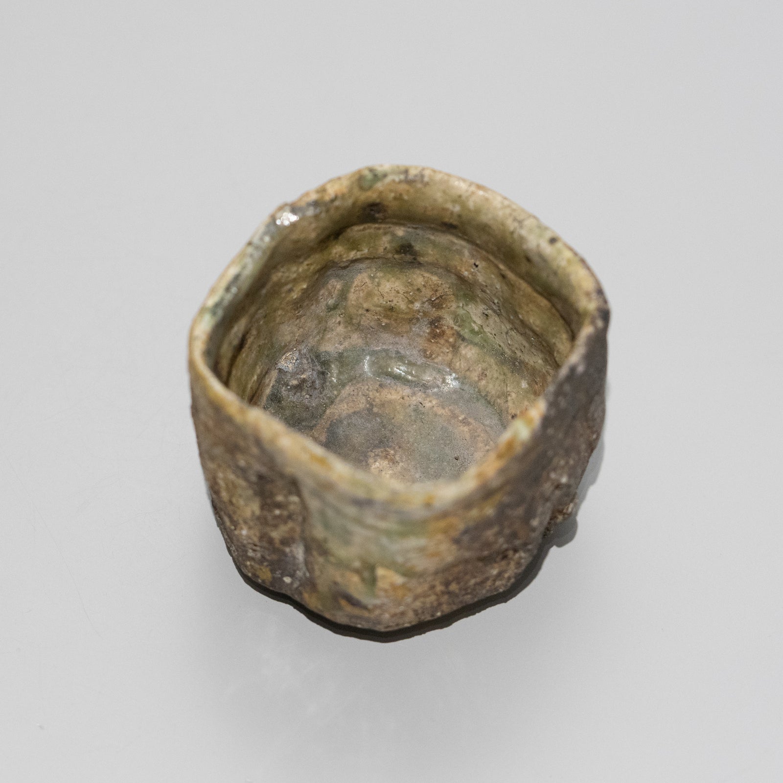 谷本貴 / 伊賀ぐい呑（一点物） – HULS GALLERY TOKYO | 現代工芸