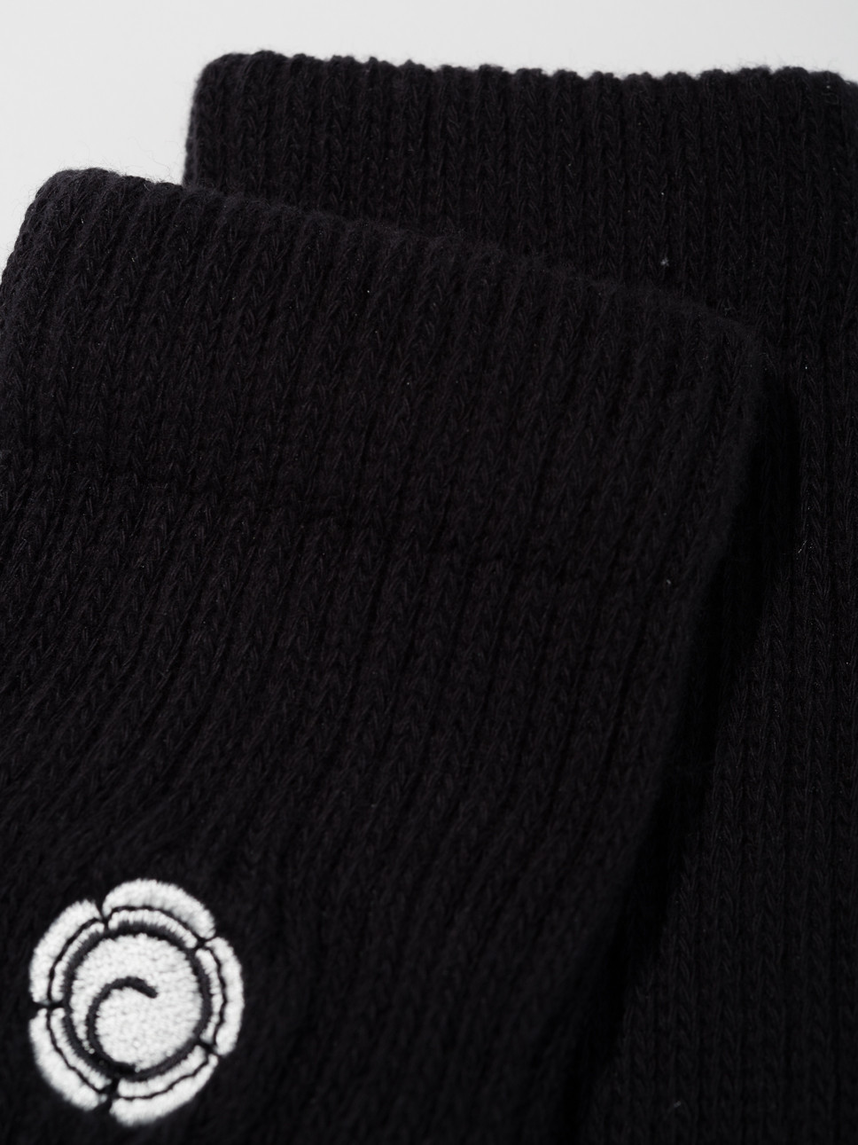 OKADA ICHIMON SOCKS【ブラック】 | 岡田一門 | 岡田准一オフィシャル