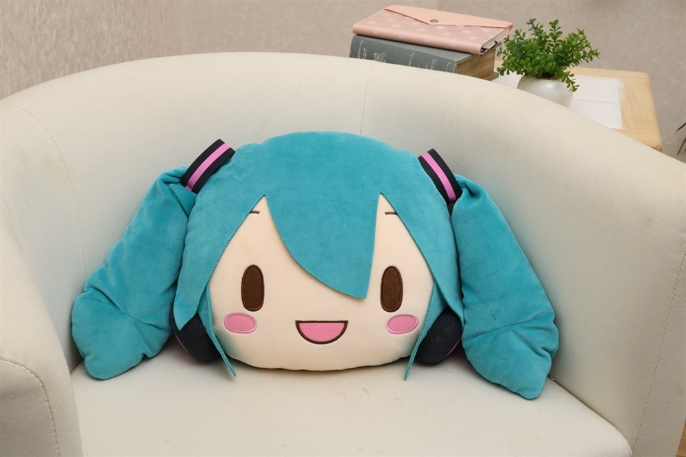 初音ミク ふわぷち もちもちフェイスクッション: グッズ・文具