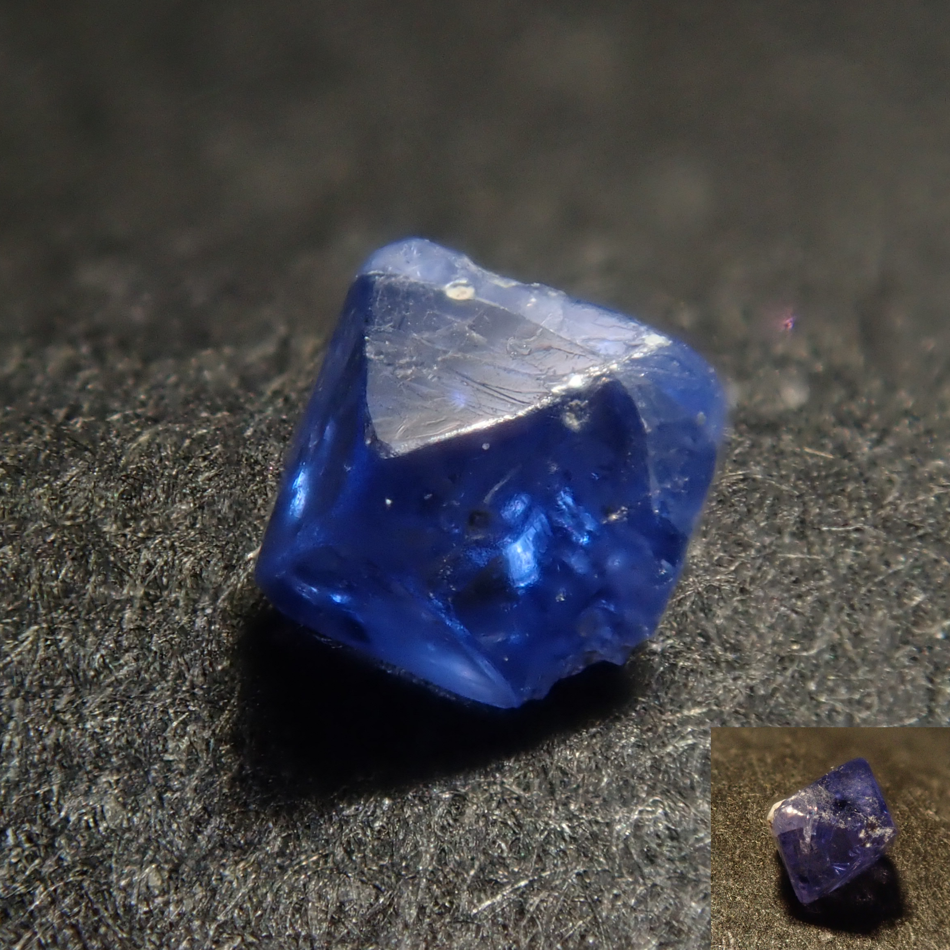 Vietnam Cobalt Spinel 0.075ct Rough Stone (Color Shift)