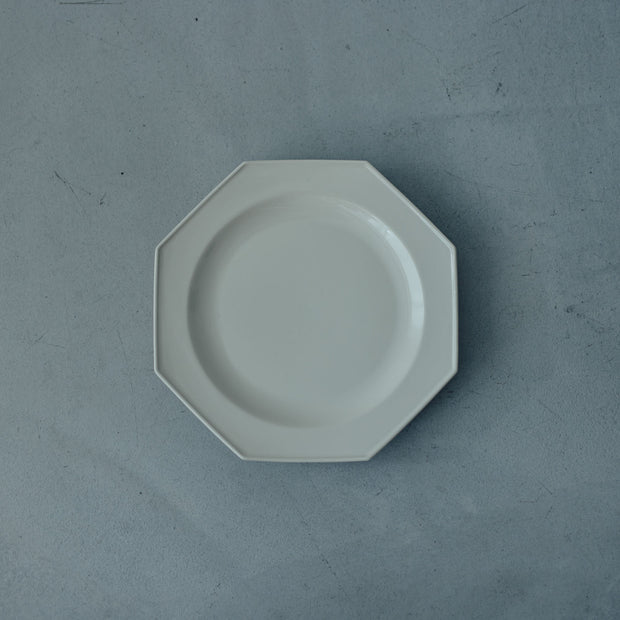 新品未使用 石川隆児 Oval Octagonal plate ホワイト 2枚 新品未使用