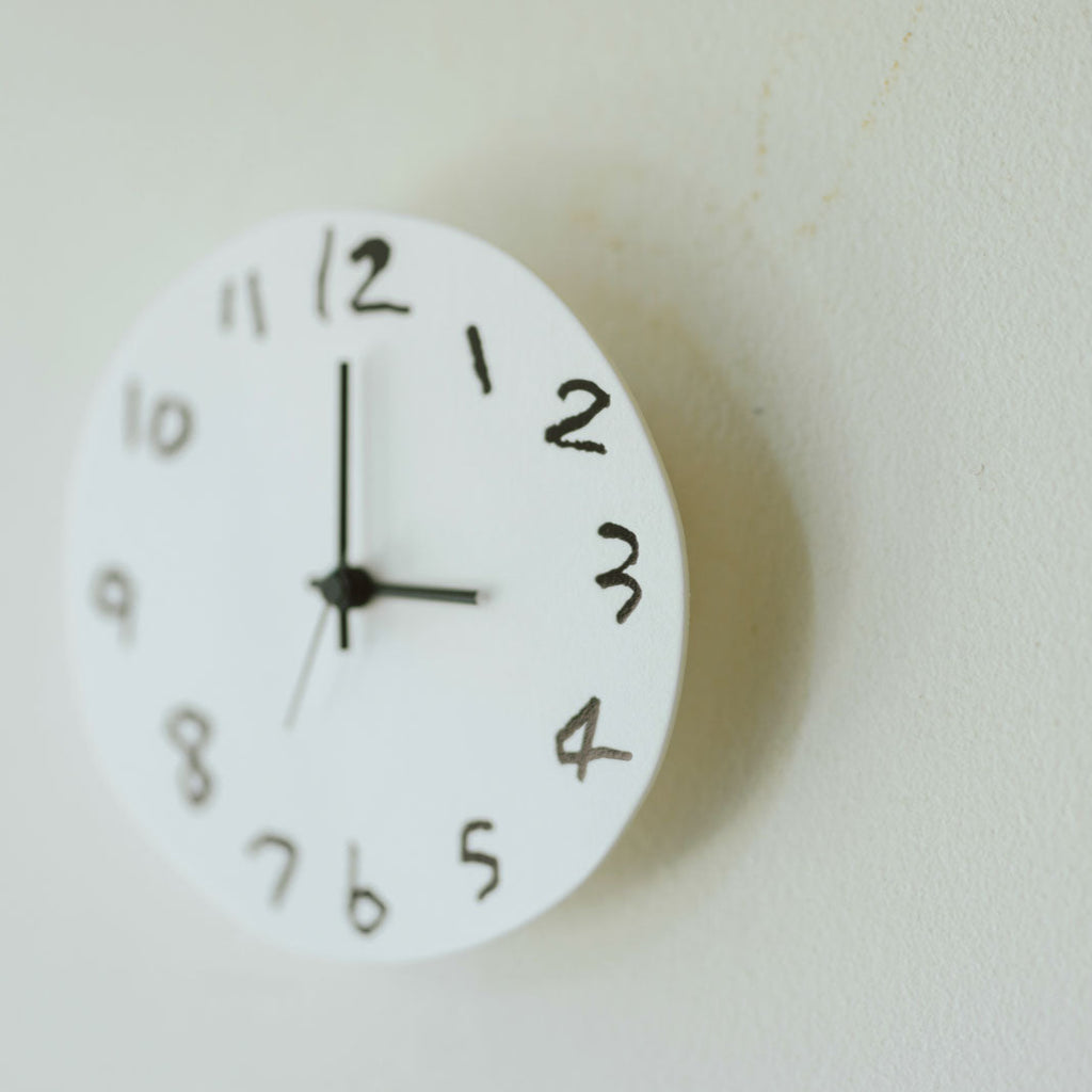 お一人さま2点限り》' About ' wall clock Yuki MIKAMI × 岩㟢紙器