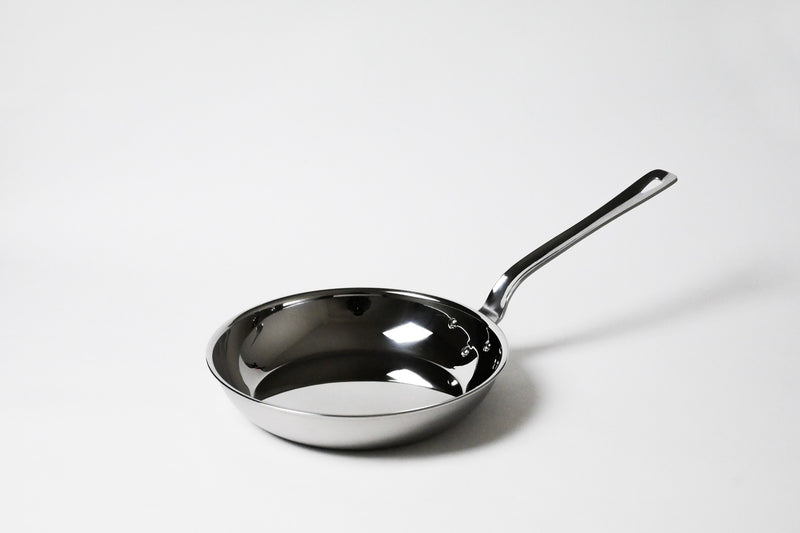 アルミクラッド三層フライパン 22cm – Makuake STORE