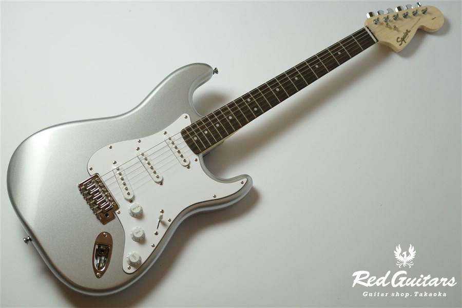 Squier by Fender AFFINITY SERIES STRATOCASTER - Slick Silver | Red