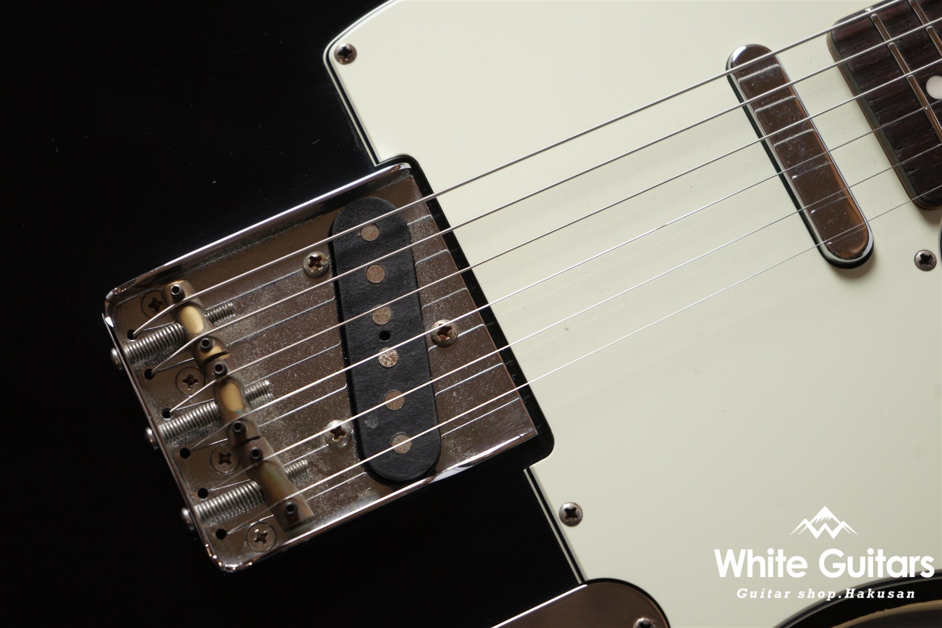 Crews Maniac Sound KTR TR 62 CUSTOM - Black | White Guitars Online