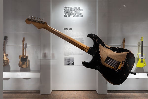 NY『Play It Loud』展：レポート⑨】エリック・クラプトンの