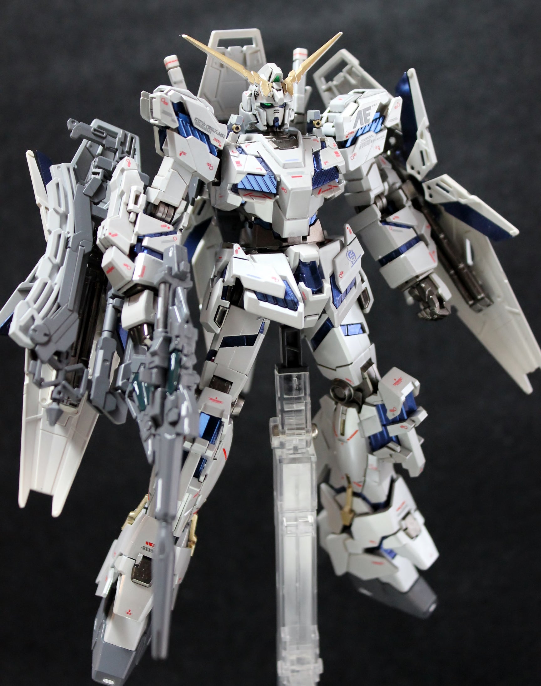 HGUC 1/144 ユニコーンガンダムデストロイモード青覚醒Ver