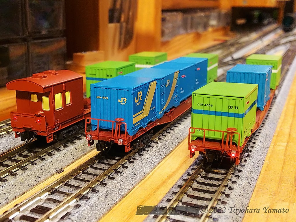 コキ50000にカンテラ尾灯2両目..意外にも [鉄道模型] | 重単5175