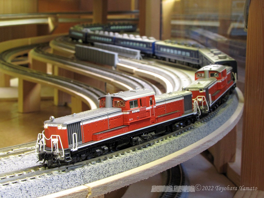 DD51重連ニセコ もうちょいリアルに手軽に[鉄道模型] | 重単5175