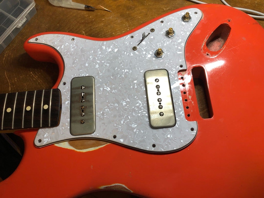 謎のジャパビンボディへの整合 Fender Stratocaster | 興味のない人に