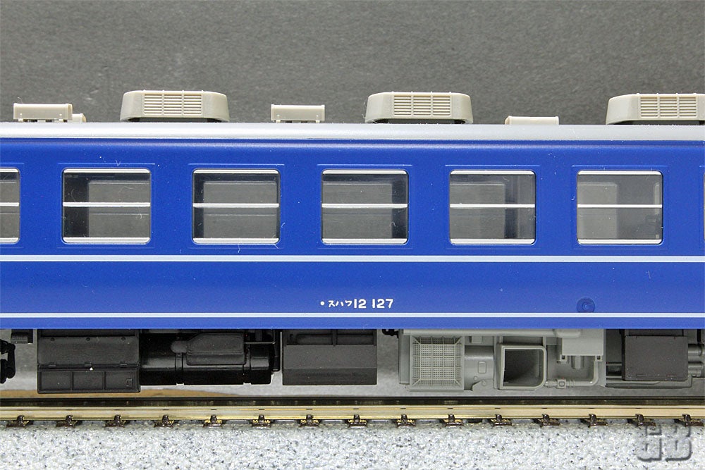 謹製：KATO HO 1-301】EF58（大窓・ブルー）を久しぶりに眺めてみて