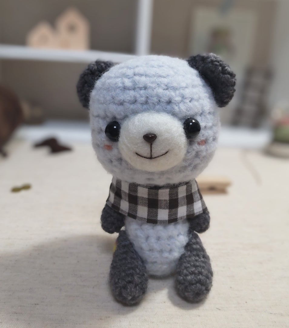 憧れの羊毛フェルト | yukko* 〜あみぐるみ製作日記〜【ぴぃちゃんのお