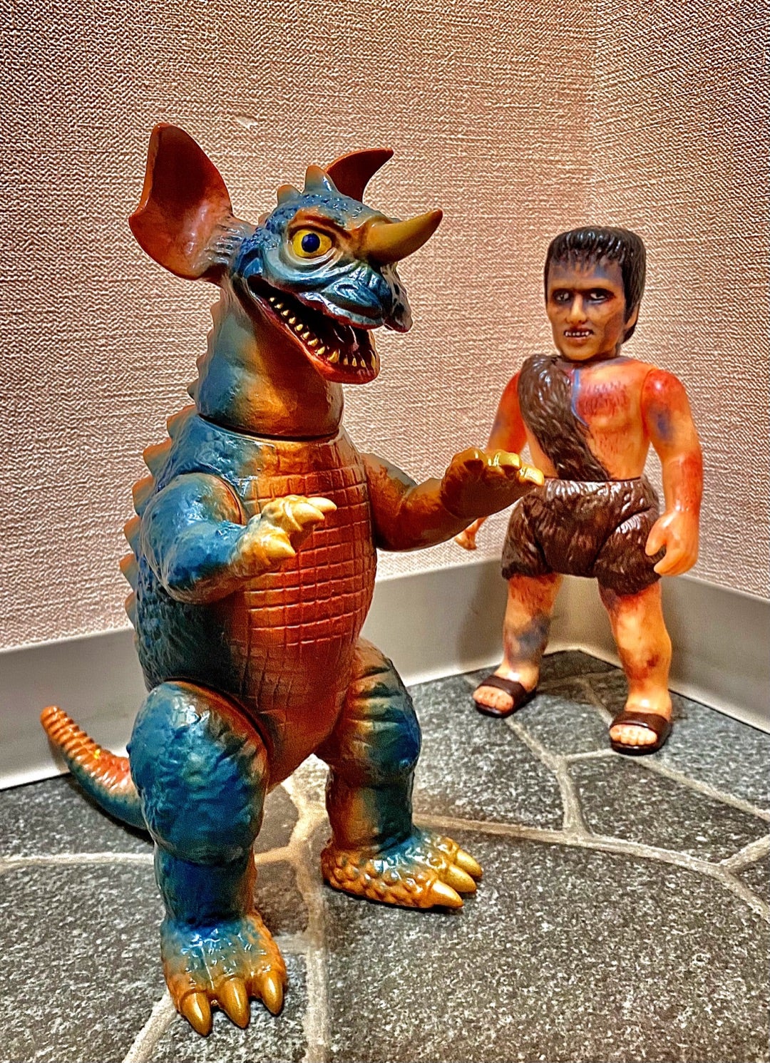 マーミット製 地底怪獣バラゴン！M1号製フランケンシュタインと対決