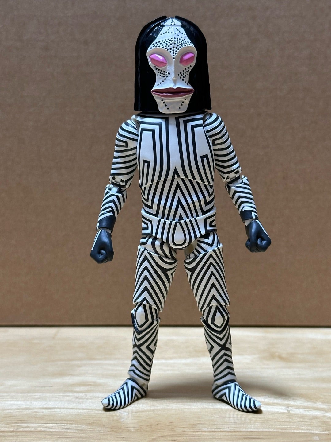 S.H.フイギュアーツ ダダ 人間標本5.6ver | 怪獣玩具に魅せられて