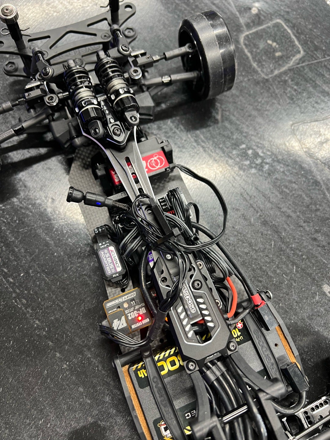 フタバとヨコモのジャイロとサーボを比べて。 | UG（ユージ）の